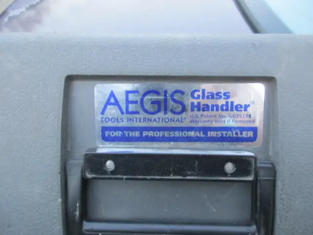 Aegis  auto glass  handler cups - Photo 5