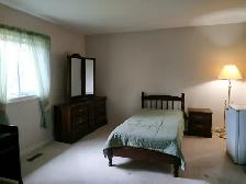 Beautiful Room in GTA Available May 1 - Photo 2