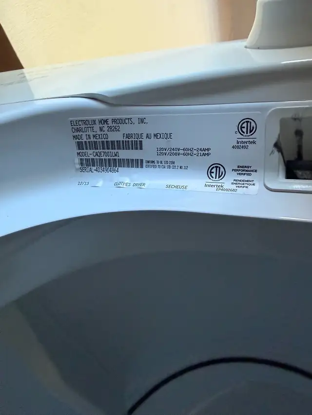 Frigidaire Affinity Washer and Dryer Set - Photo 6