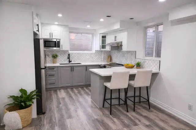 Bright Legal 2 Bed Basement | Separate Entr | Parking | Milton - Photo 4