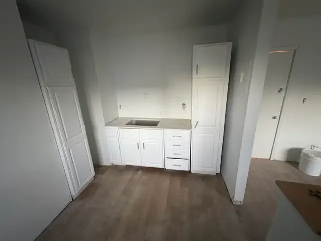 Royal Touch Flooring | Quality Work You Can Trust - Photo 2