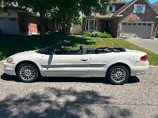 2004 Chrysler Sebring LX Convertible - Photo 2