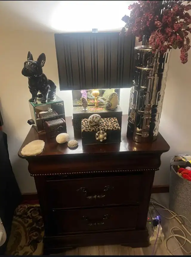 2x Cherry Wood End Tables