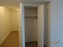 1 Bdr 1 Dent Condo for Rent on Toronto Dupont & Lansdowne $2100 - Photo 5