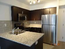 1 Bdr 1 Dent Condo for Rent on Toronto Dupont & Lansdowne $2100 - Photo 6