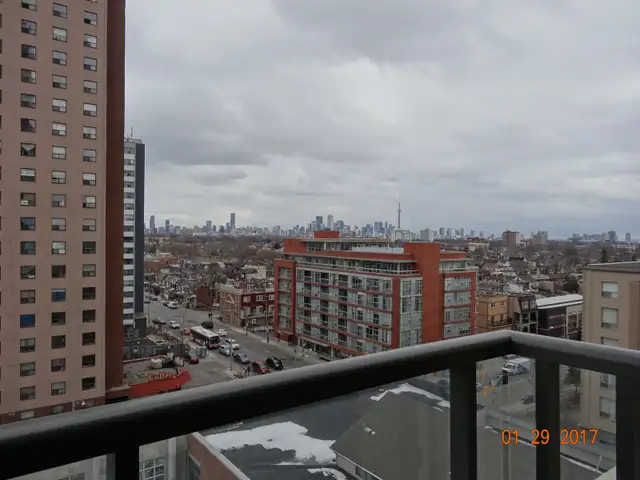 1 Bdr 1 Dent Condo for Rent on Toronto Dupont & Lansdowne $2100 - Photo 7