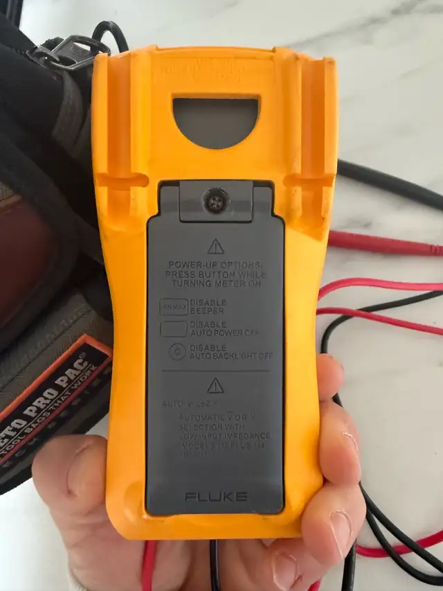 Fluke 115 multimeter for sale - Photo 2