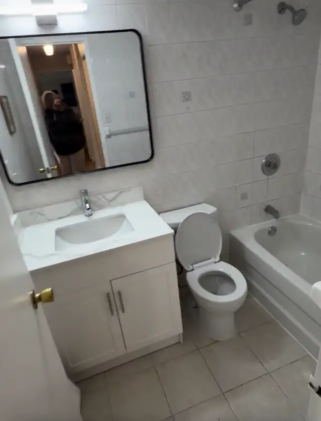 renovated 3 bedroom apartment