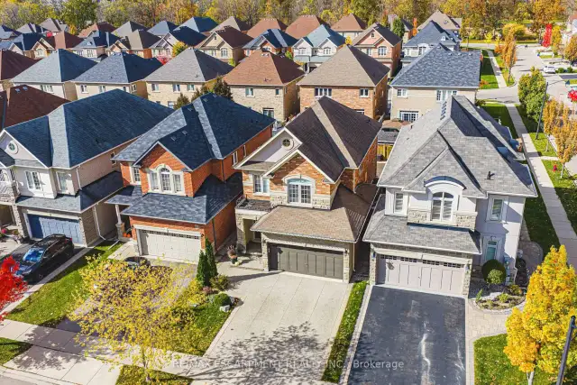 2 rooms for rent in beautiful house on Hamilton mountain/pool - Photo 9