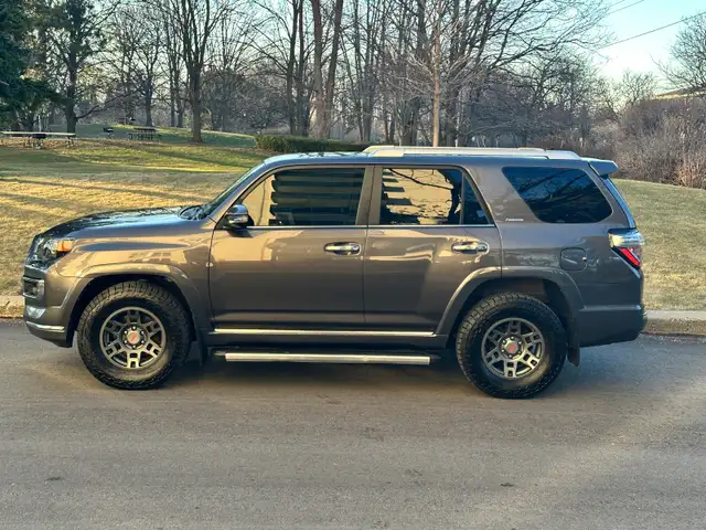 2014 Toyota 4Runner Limited | 7 Passenger | TRD Pro Wheels | - Photo 5
