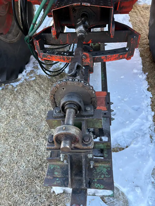 Crown 8ft Snowblower - Photo 3