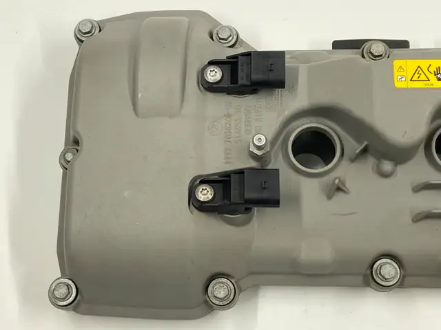 2008-2013 BMW M3 S65 Valve Rocker Cover Bank 2 Drivers Side - Photo 10