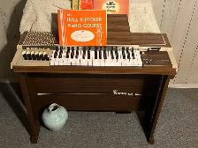 Electric Chord Organ