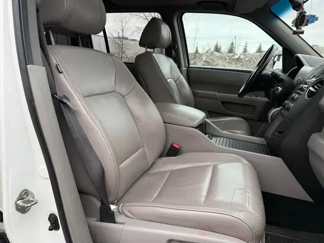 2012 Honda Pilot 2012 HONDA  PILOT , 8 PASSAGERS  ,  4X4 ,  AUTO - Photo 8