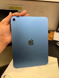 Apple Ipad (10th Generation, 64 GB) for sale