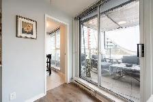 2 Bed Condo in Yaletown – Large Patio   Parking – $969K - Photo 13