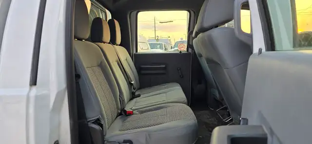 2012 Ford Super Duty F-250 SRW 4x4 - 4 Door - 8FT Box - Tow pack - Photo 14