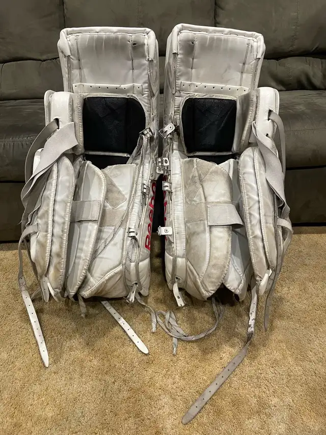 Pro Stock Senior Goalie Set - Photo 3