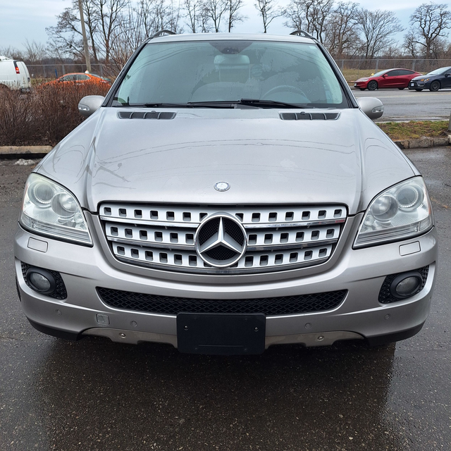 2007 Mercedes-Benz M-Class ML 500 5.0L Fantastic condition insid - Photo 8