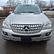 2007 Mercedes-Benz M-Class ML 500 5.0L Fantastic condition insid - Photo 8