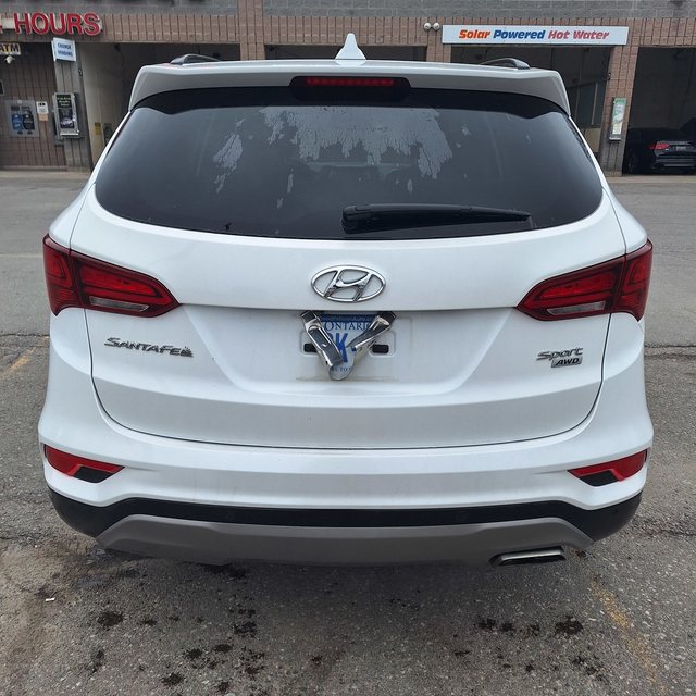 2018 Hyundai Santa Fe Sport Luxury AWD 2.4l 4cyl, 22 service rec - Photo 6