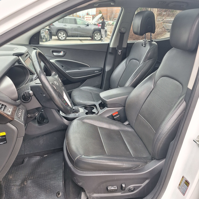 2018 Hyundai Santa Fe Sport Luxury AWD 2.4l 4cyl, 22 service rec - Photo 13
