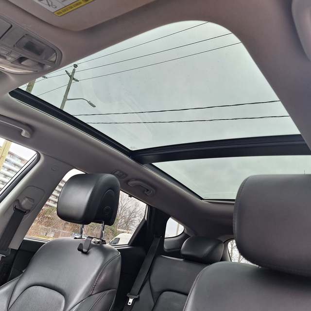 2018 Hyundai Santa Fe Sport Luxury AWD 2.4l 4cyl, 22 service rec - Photo 15