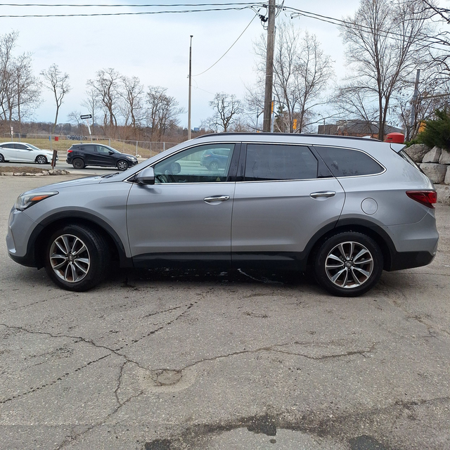 2018 Hyundai Santa Fe XL 7 seats 3.3l 6cyl, drives and feels ver - Photo 2