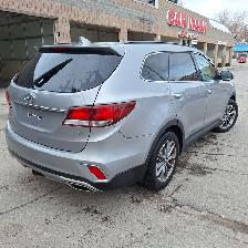 2018 Hyundai Santa Fe XL 7 seats 3.3l 6cyl, drives and feels ver - Photo 5