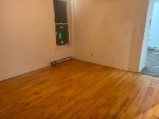 Grand 3 1/2 à Homa avec electros et internet haute vitesse au 3e - Photo 4