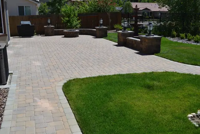 Paving stones, Firepit, Backyard design - Photo 2