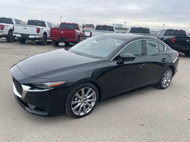 2019 Mazda Mazda3 GT Auto /NAVIGATION/B.CAM/LEATHER/SUNROOF - Photo 3