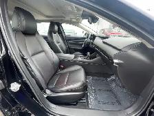 2019 Mazda Mazda3 GT Auto /NAVIGATION/B.CAM/LEATHER/SUNROOF - Photo 9