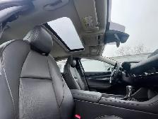 2019 Mazda Mazda3 GT Auto /NAVIGATION/B.CAM/LEATHER/SUNROOF - Photo 11