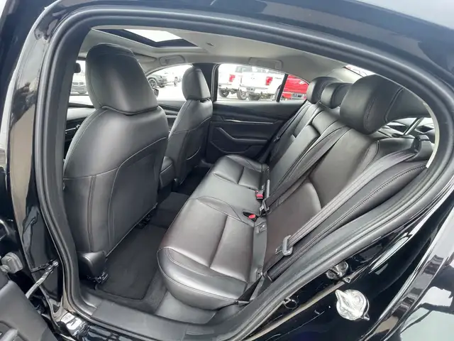 2019 Mazda Mazda3 GT Auto /NAVIGATION/B.CAM/LEATHER/SUNROOF - Photo 13