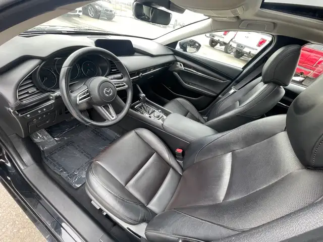 2019 Mazda Mazda3 GT Auto /NAVIGATION/B.CAM/LEATHER/SUNROOF - Photo 15