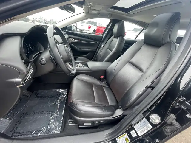 2019 Mazda Mazda3 GT Auto /NAVIGATION/B.CAM/LEATHER/SUNROOF - Photo 16