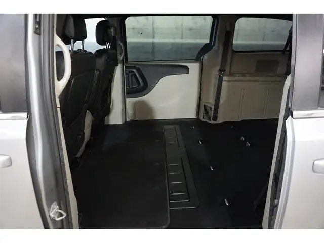 2017 Dodge Grand Caravan SXT PREMIUM PLUS 7 PASS CUIR BLUETOOTH - Photo 39