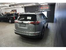 2018 Toyota RAV4 LE AWD AUTO FULL ÉQUIPÉ - SIÈGE - CAMERA 60 257 - Photo 6