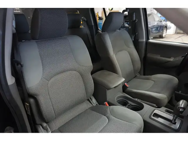 2010 Nissan Frontier SE V6 4.0L 4X4 - CREW CAB AUTO MAGS A/C 150 - Photo 25