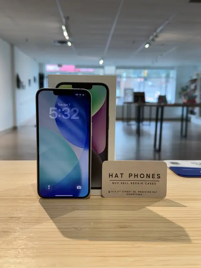 iPhone 16 e 100% Battery- HAT PHONES - Photo 2