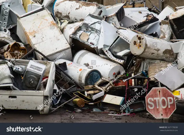 FREE METAL SCRAP PICK UP - Photo 2