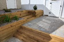 Retaining Wall: Wood, Concrete, Paving stones - Photo 2