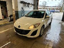 2011 Mazda Mazda3 - Photo 4