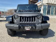 2017 Jeep Wrangler Unlimited Sahara 4WD - NAV! BLUETOOTH! REMOTE - Photo 2
