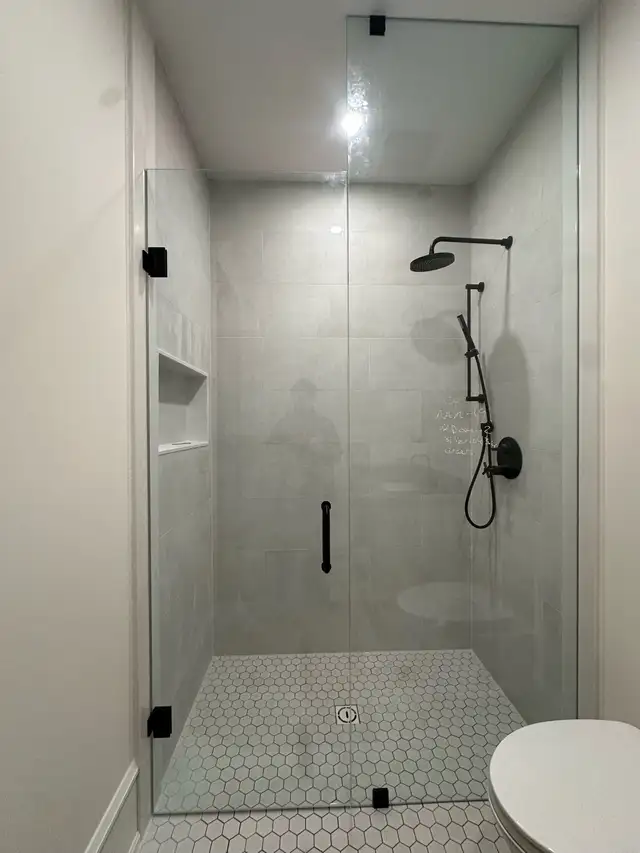 SHOWER GLASS DOORS SHOWER ENCLOSURES GLASS BATHTUB SLIDING GLASS - Photo 4