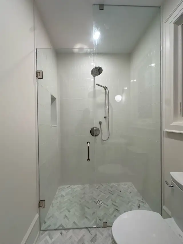 SHOWER GLASS DOORS SHOWER ENCLOSURES GLASS BATHTUB SLIDING GLASS - Photo 5