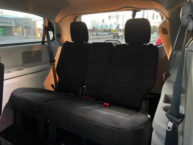 2016 CHRYSLER TOWN AND COUNTRY TOURING STOW AND GO 2 KEYS CLEAN - Photo 6