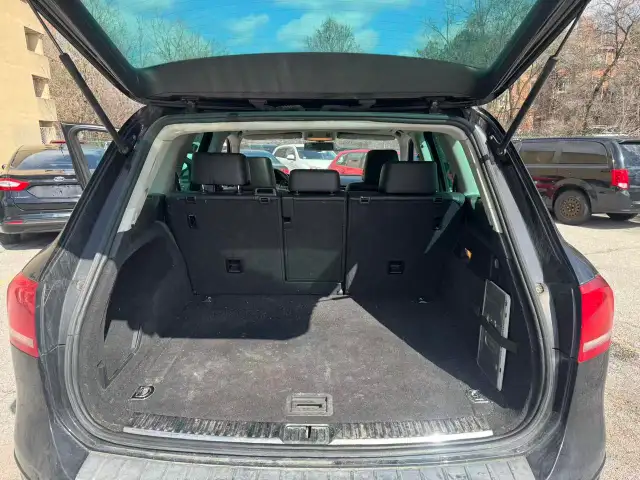 2012 Volkswagen Touareg 4dr V6 Comfortline - Photo 10