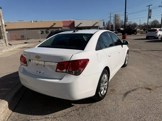 2015 Chevrolet Cruze 1LT - Photo 3